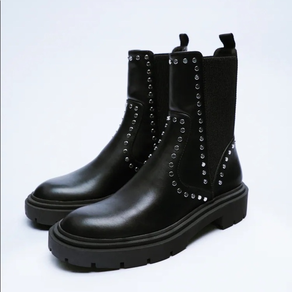 Zara flat ankle boots with studs - Picture 2 of 6
